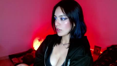 Melissa online show from November 20, 2025, 2:12 am