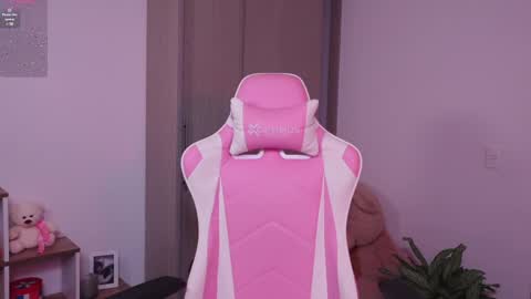 Snapshot of meiis_ chatting on March 9, 2025, 11:35 pm meiis3 online show from March 9, 2025, 11:35 pm