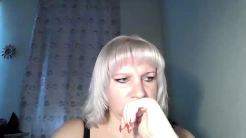 Snapshot of meilomawesa chatting on September 30, 2025, 11:48 am MeilomaWesa online show from September 30, 2025, 11:48 am