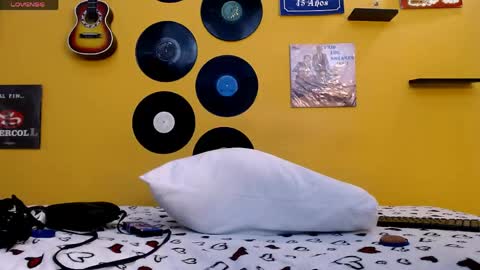 MEIS online show from May 8, 2026, 3:12 am