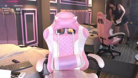 Snapshot of mekari_doll chatting on June 10, 2026, 9:25 pm Mekari . online show from June 10, 2026, 9:25 pm