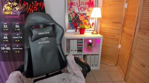 mekurisu online show from January 11, 2025, 11:23 am