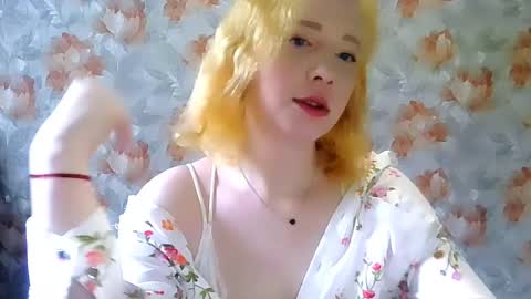 Mel Mellie online show from April 30, 2026, 2:23 pm