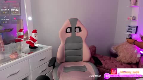 Snapshot of melaany_ chatting on December 13, 2024, 7:10 pm Melaany online show from December 13, 2024, 7:10 pm