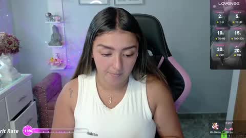 Melaany  online show from June 9, 2026, 12:33 am