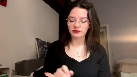 Leila online show from February 4, 2026, 8:31 am