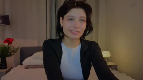 mel online show from March 5, 2025, 9:48 pm