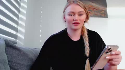 Melania online show from January 19, 2026, 12:31 pm