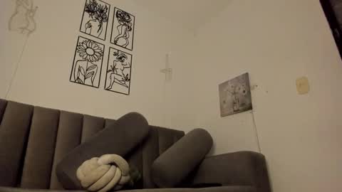 Snapshot of melani_greyy chatting on February 4, 2025, 11:16 pm melani greyy online show from February 4, 2025, 11:16 pm