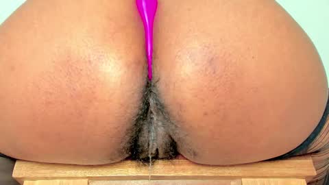 Snapshot of melania_browis chatting on March 3, 2025, 11:44 am Melania online show from March 3, 2025, 11:44 am