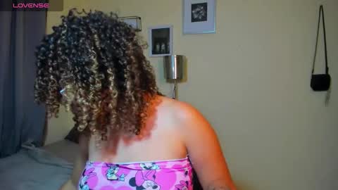 Snapshot of melaniacosta chatting on April 23, 2026, 10:56 pm melani online show from April 23, 2026, 10:56 pm