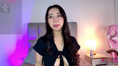 Melanie online show from March 10, 2026, 11:37 am