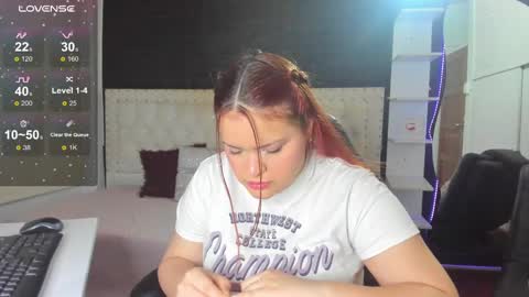 Snapshot of melanie_hh chatting on March 10, 2025, 4:07 am Melanie online show from March 10, 2025, 4:07 am