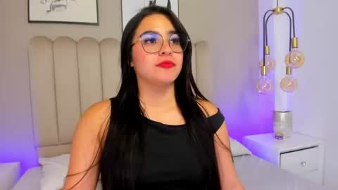 Melanie online show from July 19, 2026, 12:58 am