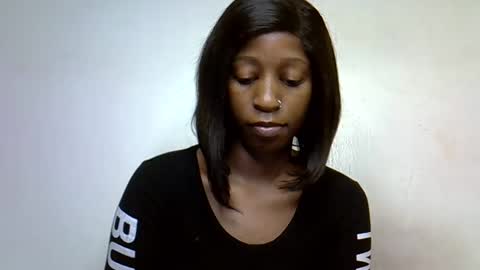 melanie_nay online show from December 24, 2024, 11:17 am