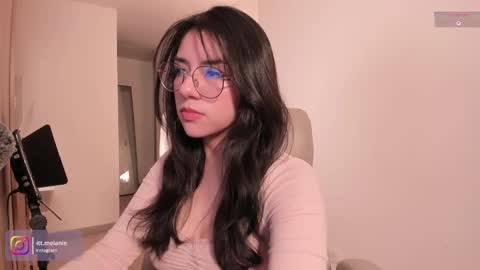 Snapshot of melanie_owo chatting on September 23, 2025, 11:08 pm Melanie online show from September 23, 2025, 11:08 pm