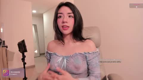 Snapshot of melanie_owo chatting on October 11, 2025, 3:54 pm Melanie online show from October 11, 2025, 3:54 pm