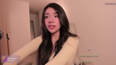 Snapshot of melanie_owo chatting on October 21, 2025, 11:16 pm Melanie online show from October 21, 2025, 11:16 pm