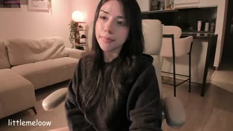 Melanie online show from July 23, 2026, 11:35 pm