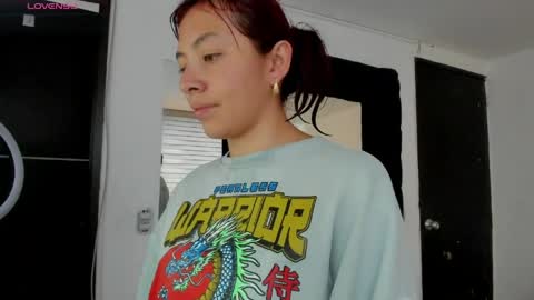 Melanie roux  online show from May 6, 2026, 12:10 pm