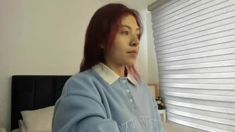 Melanie roux  online show from June 9, 2026, 12:39 pm