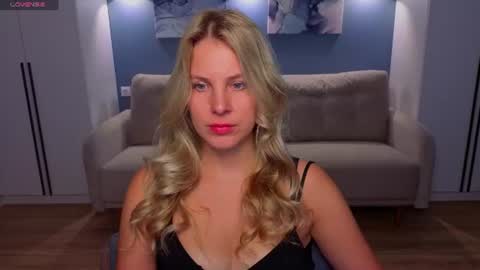 Melanie Bennett online show from June 19, 2026, 6:40 am