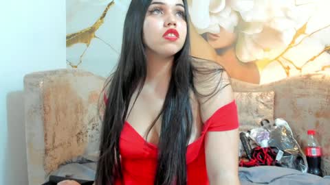 Melaniecooper online show from January 14, 2025, 5:30 am