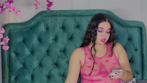 Melaniecooper online show from August 7, 2026, 3:52 am