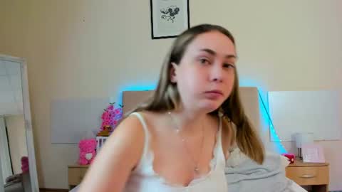 Snapshot of melaniecutys chatting on July 30, 2026, 5:39 am Melania online show from July 30, 2026, 5:39 am