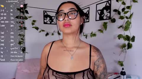 Melanie online show from September 21, 2025, 6:20 pm