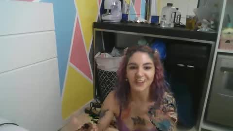 Snapshot of melaniefairy chatting on April 18, 2026, 4:27 am Melanie online show from April 18, 2026, 4:27 am