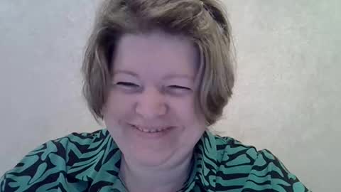 melaniefeys online show from May 25, 2026, 7:03 am