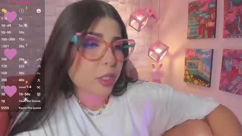 Snapshot of melaniegrayx chatting on August 8, 2026, 2:30 pm melaniegrayx online show from August 8, 2026, 2:30 pm