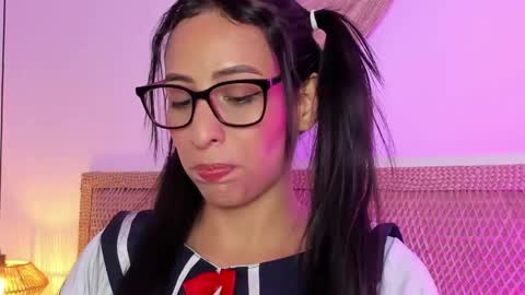 melaniejeann_ online show from April 30, 2026, 2:40 am