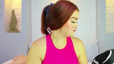 Melanie online show from November 9, 2025, 11:19 am