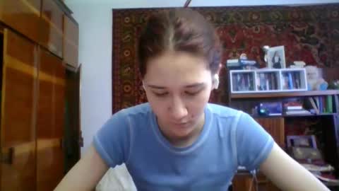 Snapshot of melaniepavan chatting on March 18, 2026, 5:10 am Marry online show from March 18, 2026, 5:10 am