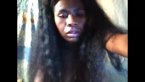 melanih online show from March 11, 2025, 1:12 pm