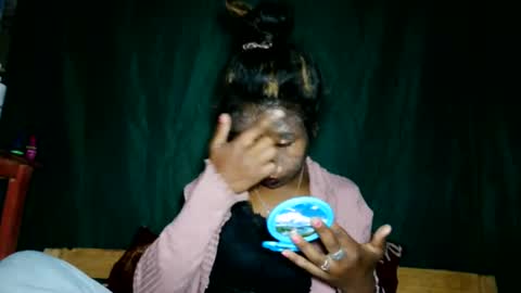 Snapshot of melanih chatting on June 12, 2026, 6:34 am melanih online show from June 12, 2026, 6:34 am