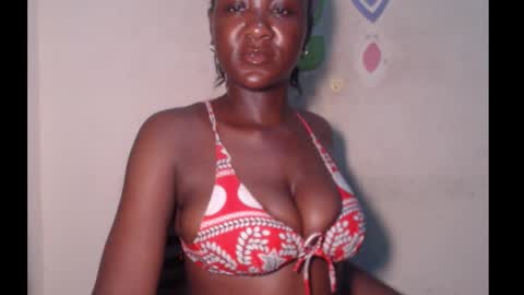 Snapshot of melanin_coco chatting on September 25, 2025, 8:34 pm Bene online show from September 25, 2025, 8:34 pm