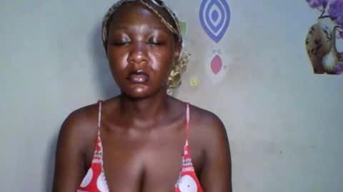 Snapshot of melanin_coco chatting on October 23, 2025, 1:16 am Bene online show from October 23, 2025, 1:16 am