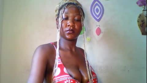 Snapshot of melanin_coco chatting on October 30, 2025, 9:55 am Bene online show from October 30, 2025, 9:55 am