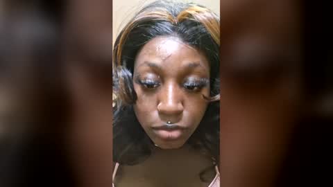 melanin_monroe333 online show from May 29, 2026, 11:47 pm