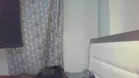 Snapshot of melanin_sassy96 chatting on December 13, 2024, 12:42 am bad lil shawry online show from December 13, 2024, 12:42 am