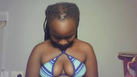 Snapshot of melanin_sassy96 chatting on December 19, 2024, 3:19 pm bad lil shawry online show from December 19, 2024, 3:19 pm