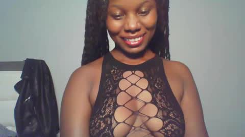 Snapshot of melanin_sassy96 chatting on January 29, 2025, 10:32 pm bad lil shawry online show from January 29, 2025, 10:32 pm