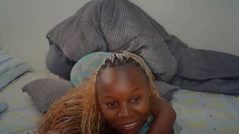 Snapshot of melanin_sassy96 chatting on September 19, 2025, 7:10 am bad lil shawry online show from September 19, 2025, 7:10 am
