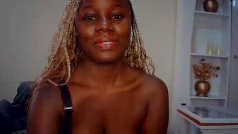 Snapshot of melanin_sassy96 chatting on September 28, 2025, 4:40 am bad lil shawry online show from September 28, 2025, 4:40 am