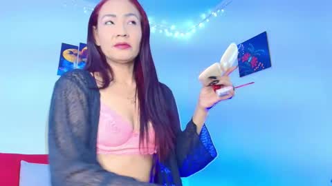 Snapshot of melannia_hills chatting on October 10, 2025, 10:36 am melannia_hills online show from October 10, 2025, 10:36 am