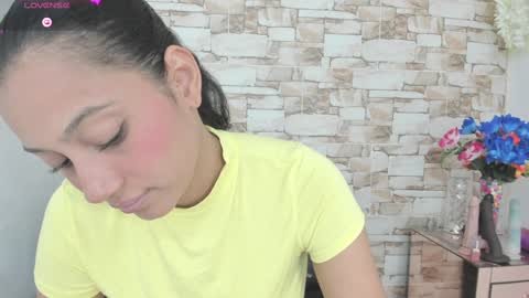 melannie roses online show from January 8, 2025, 9:23 pm