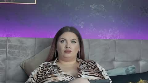 melanniebrown online show from December 8, 2024, 6:33 am